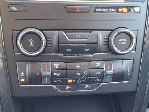 Certified 2019 Ford Explorer XLT w/ Equipment Group 202A image 12