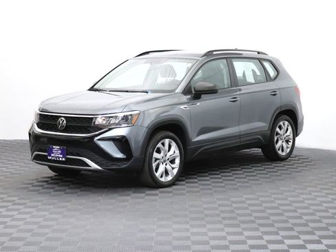 Used 2023 Volkswagen Taos S AWD/4WD image 5