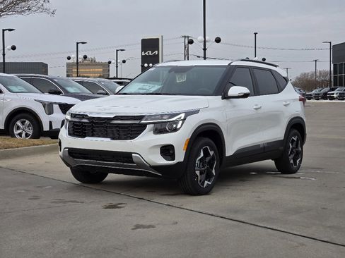 New 2026 Kia Seltos S image 2