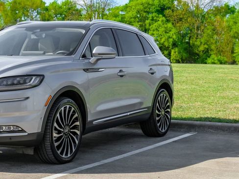 Used 2022 Lincoln Nautilus Black Label AWD/4WD image 8