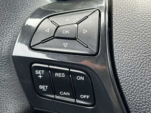 Used 2017 Ford Explorer Sport image 28