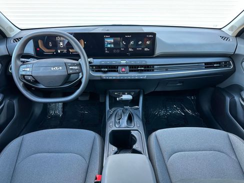Used 2025 Kia K4 LXS image 32