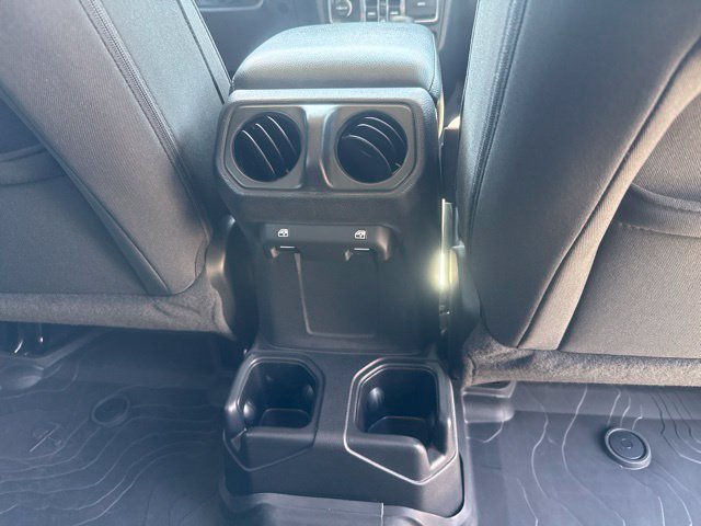 Used 2022 Jeep Wrangler Unlimited Sport AWD/4WD image 29