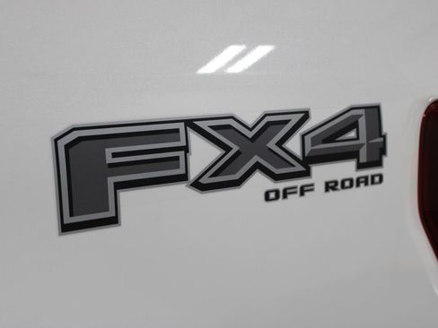 New 2025 Ford F150 Lariat w/ Equipment Group 502A High image 28