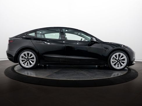 Used 2021 Tesla Model 3 Long Range AWD/4WD image 3