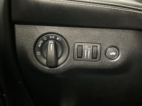 Used 2022 Dodge Challenger SRT Hellcat Redeye image 24