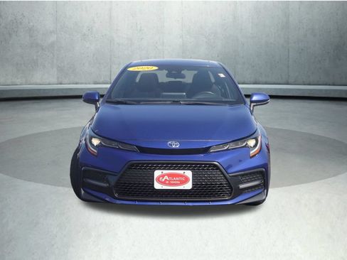 Used 2020 Toyota Corolla SE w/ SE Premium Package FWD image 2