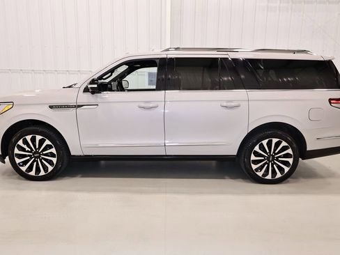 Used 2024 Lincoln Navigator L Reserve AWD/4WD image 6