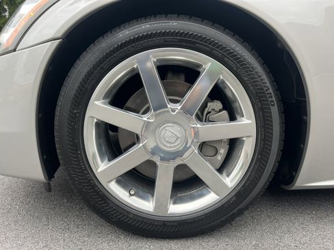 Used 2004 Cadillac XLR RWD image 24