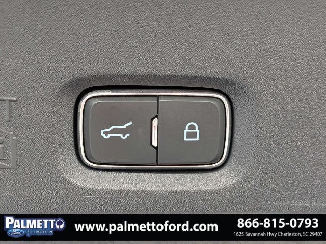 Certified 2025 Ford Expedition King Ranch AWD/4WD image 13
