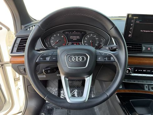Used 2023 Audi Q5 2.0T Premium w/ Convenience Package AWD/4WD image 19