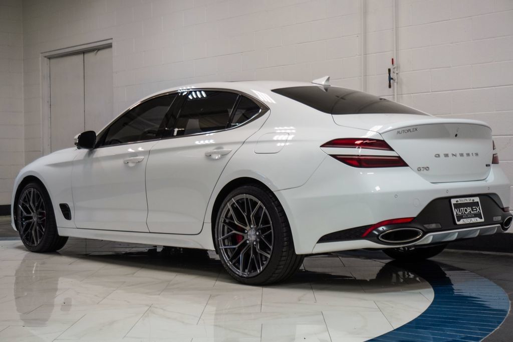Used 2023 Genesis G70 3.3T w/ Sport Prestige Package RWD image 36