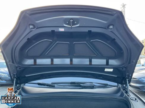 Used 2023 Tesla Model X image 13