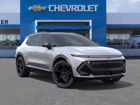 New 2026 Chevrolet Equinox EV RS image 7