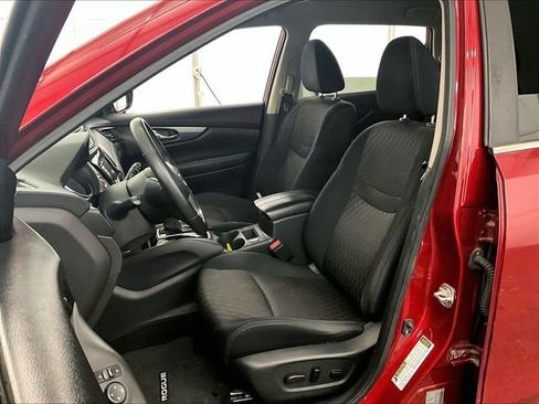 Used 2018 Nissan Rogue SV AWD/4WD image 24