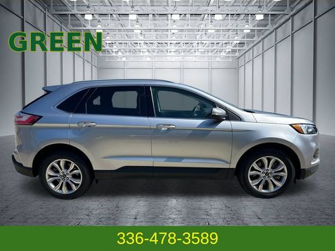 Used 2024 Ford Edge Titanium AWD/4WD image 6