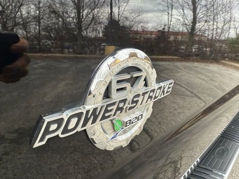 Used 2016 Ford F350 Platinum image 10