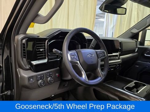 Used 2024 Chevrolet Silverado 2500 LTZ w/ LTZ Plus Package AWD/4WD image 19