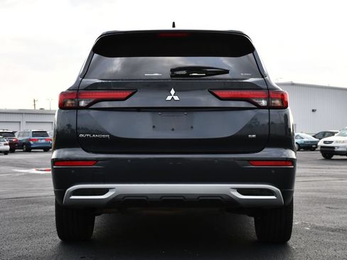 Used 2024 Mitsubishi Outlander SE AWD/4WD image 6