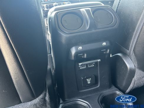 Used 2021 Jeep Gladiator Overland AWD/4WD image 10