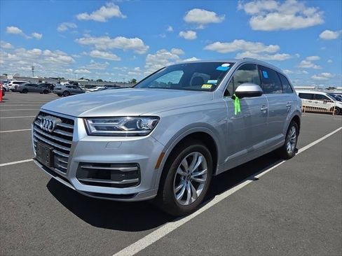 Used 2019 Audi Q7 3.0T Premium AWD/4WD image 24
