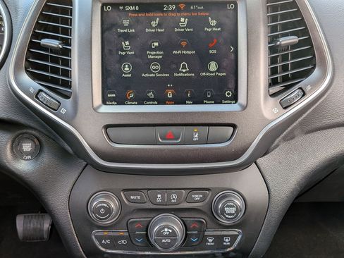 Certified 2022 Jeep Cherokee Trailhawk w/ Sun, Sound & Nav Group image 32