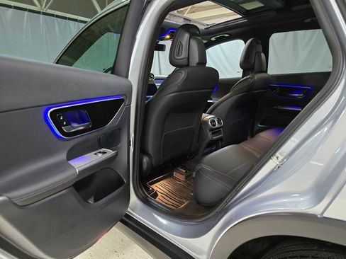 Certified 2025 Mercedes-Benz GLC 300 4MATIC image 21