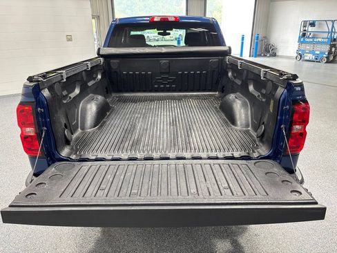 Used 2018 Chevrolet Silverado 1500 LT w/ Trailering Package AWD/4WD image 36