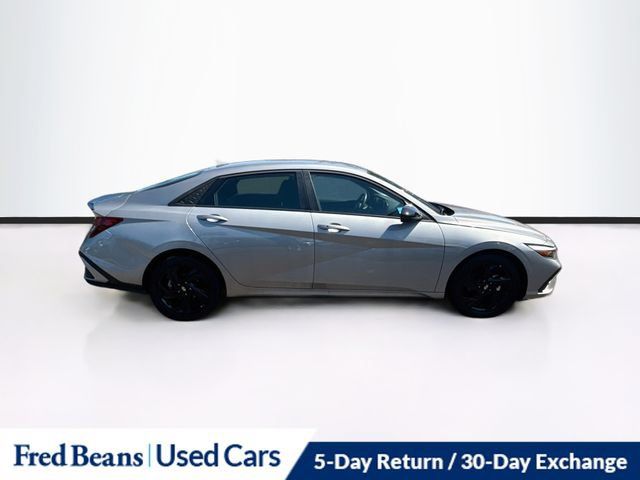 Certified 2026 Hyundai Elantra Sport FWD image 11