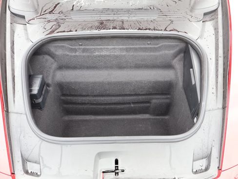 Certified 2025 Porsche 911 Carrera RWD image 15