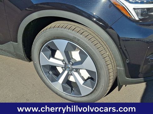 New 2026 Volvo XC40 B5 Plus w/ Protection Package Premier image 9