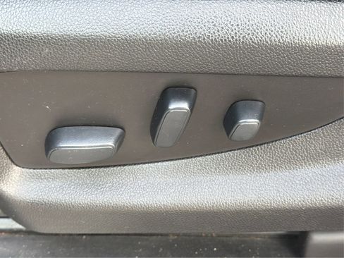 Used 2019 GMC Yukon Denali image 31