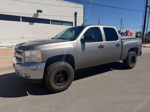 Used 2012 Chevrolet Silverado 1500 LT w/ All-Star Edition AWD/4WD image 4