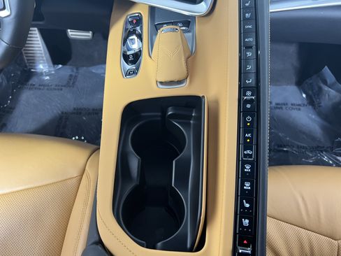 Used 2023 Chevrolet Corvette Stingray Preferred Cpe w/ Chrome Exterior Badge Package RWD image 18