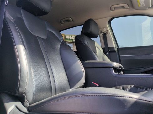 Used 2022 Kia Sorento S FWD image 32