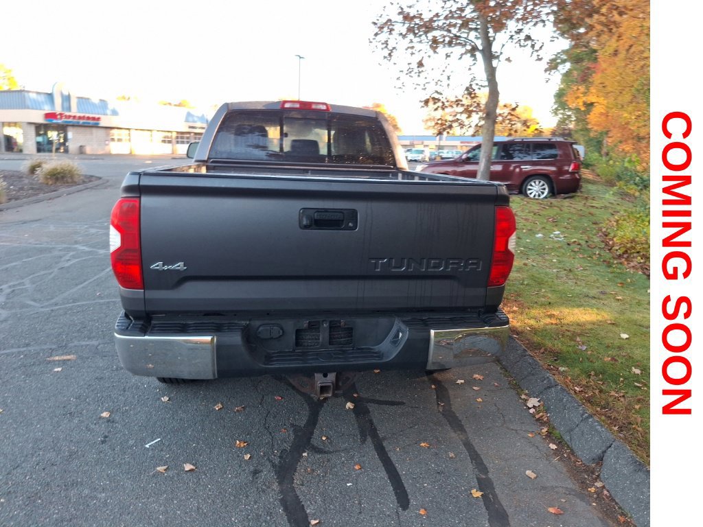 Used 2018 Toyota Tundra SR5 AWD/4WD image 7