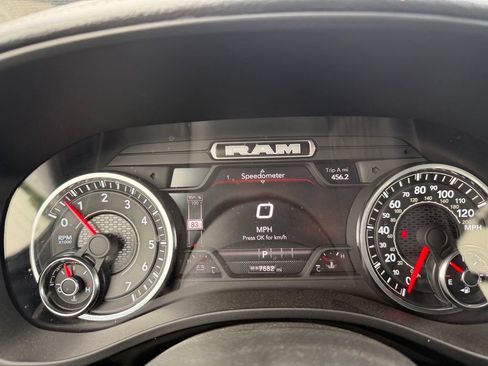 Used 2025 RAM 1500 Laramie w/ Sport Appearance Package AWD/4WD image 18