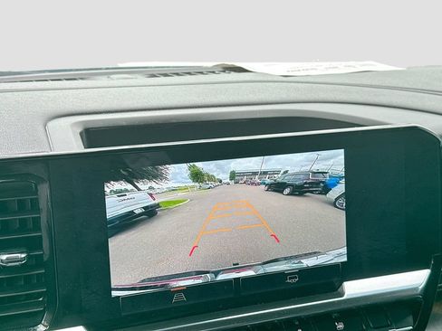 Used 2025 GMC Sierra 1500 SLT RWD image 18
