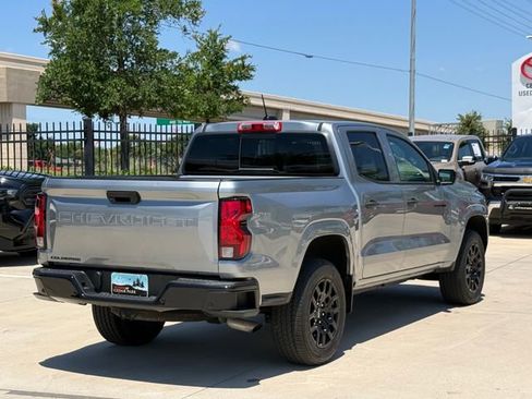 Used 2025 Chevrolet Colorado W/T w/ WT Custom Package RWD image 4