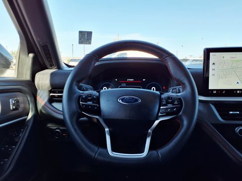 Certified 2025 Ford Explorer ST-Line w/ Premium Package image 20