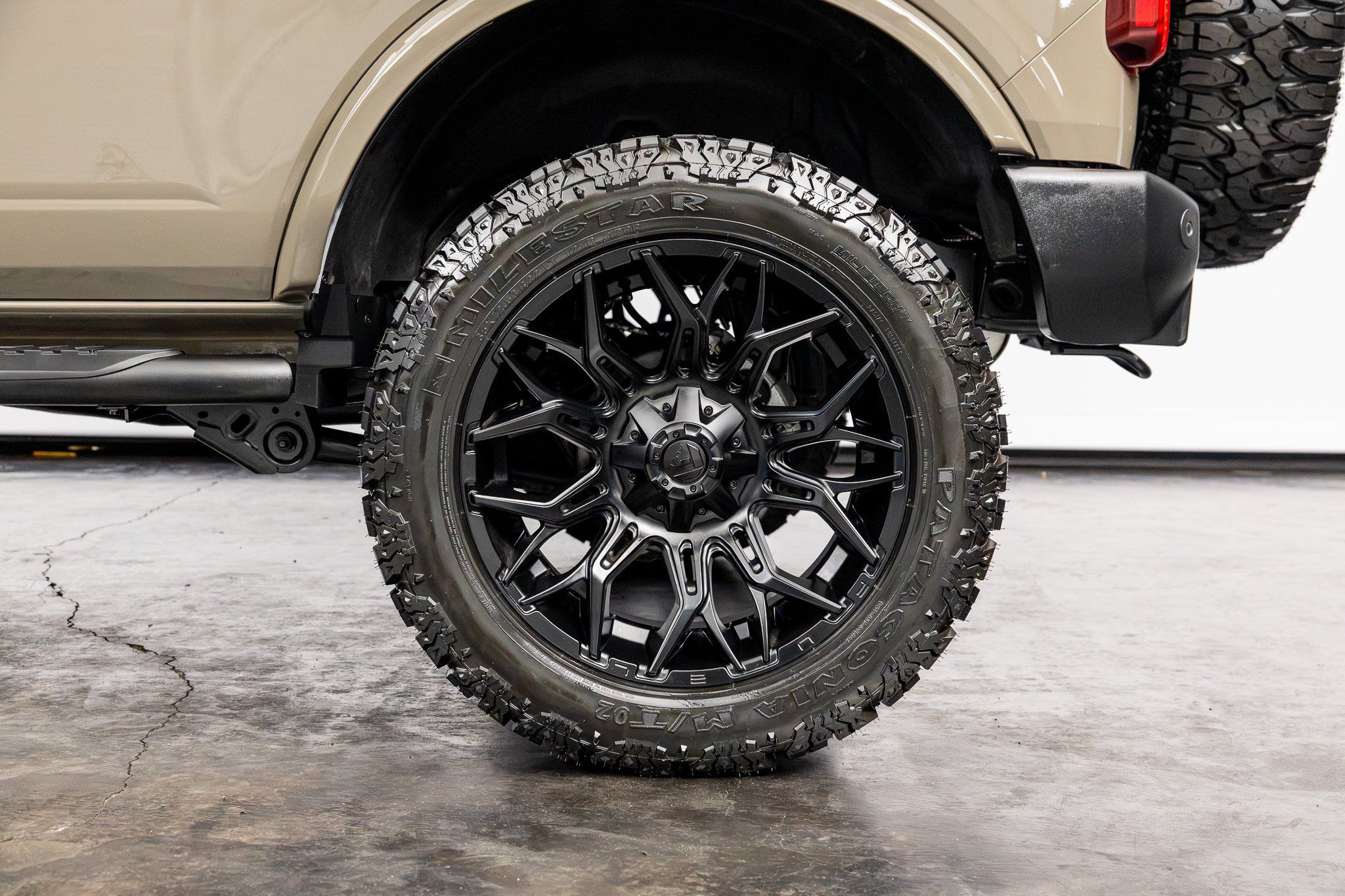 Used 2025 Ford Bronco Big Bend AWD/4WD image 14