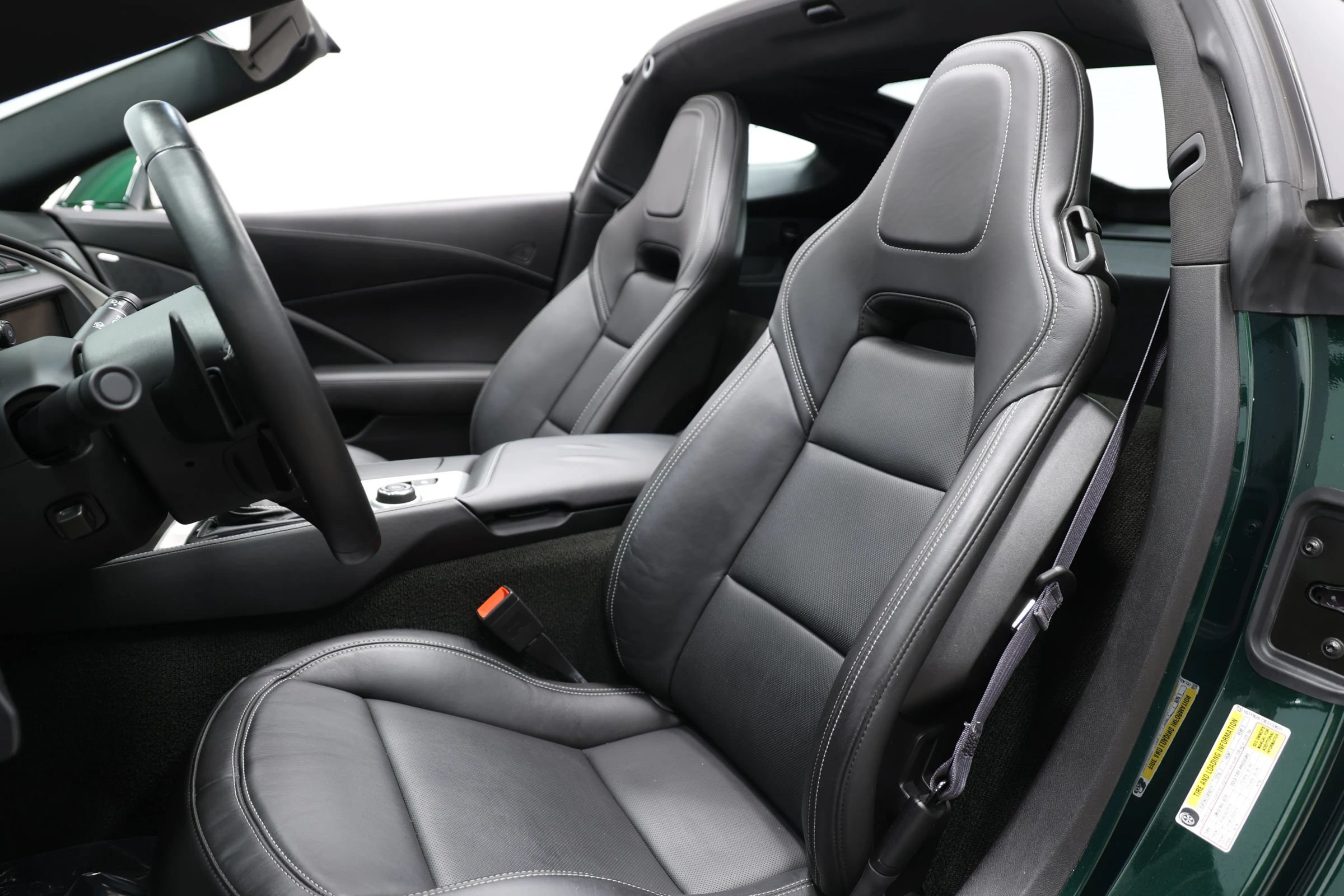 Used 2014 Chevrolet Corvette Stingray Coupe RWD image 3