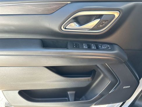 Used 2024 Chevrolet Tahoe LT AWD/4WD image 31