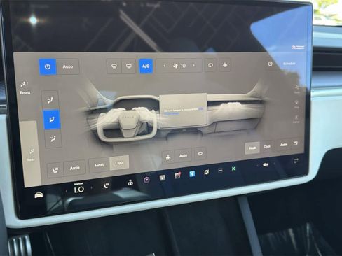 Used 2023 Tesla Model S Plaid image 15