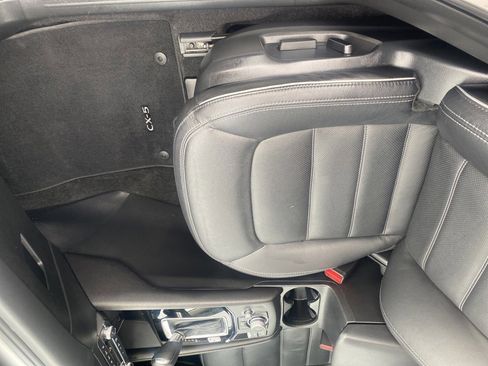 Certified 2025 MAZDA CX-5 AWD 2.5 S w/ Preferred Package image 22