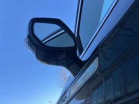 Used 2023 Lincoln Aviator Black Label w/ Class IV Trailer Tow Package image 45