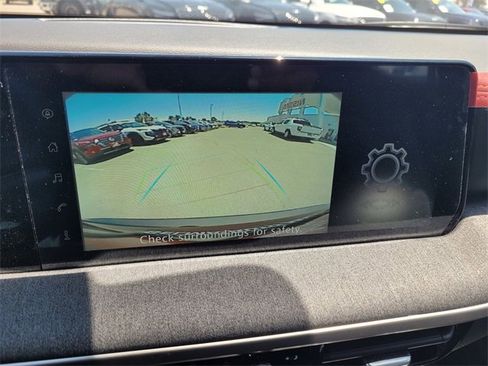 New 2025 Nissan Kicks SV image 9