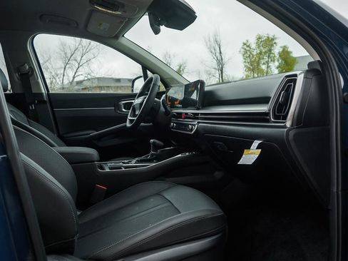 New 2026 Kia Sorento S image 10