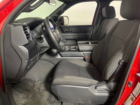 New 2026 Toyota Tundra SR image 12