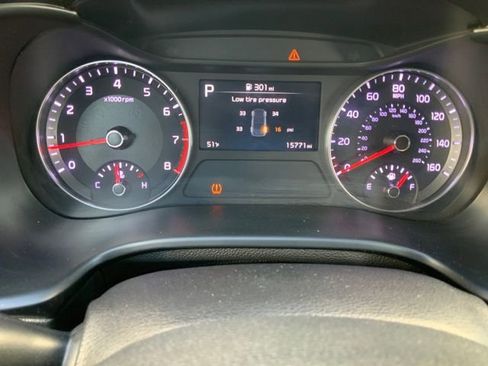 Used 2024 Kia Forte LXS w/ LXS Technology Package image 21